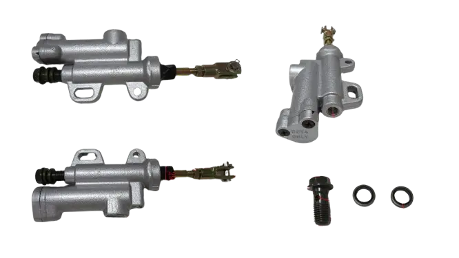 BOMBA DE FRENO POSTERIOR FX250 AK47  (PLATEADO - LIE: 45,3 mm)	