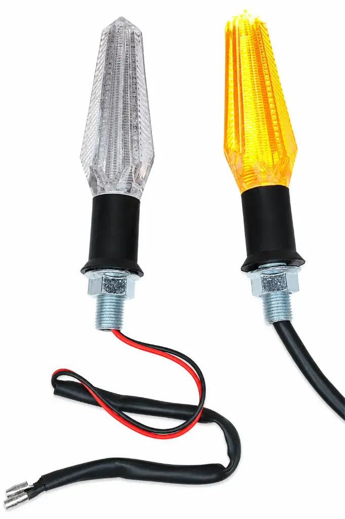 GUIA DIRECCIONAL LED - UNIVERSAL TIPO DIAMANTE / LUZ AMARILLA 