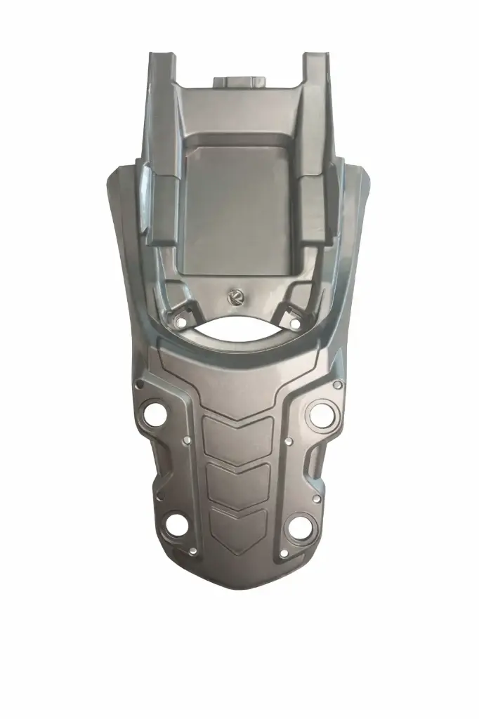 PLASTICO POSTERIOR DE COLA (GRIS) GY8